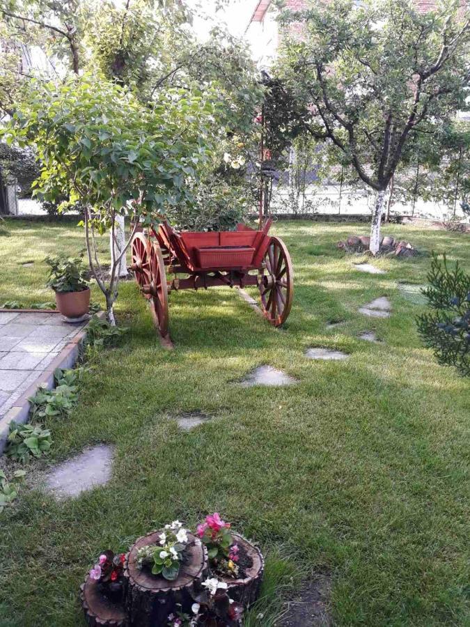 Kesta Za Gosti Gradina Villa Aheloy Buitenkant foto